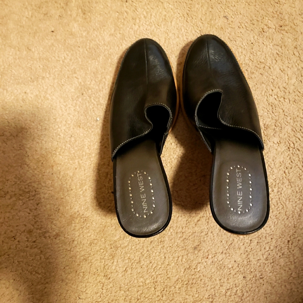 Nine West black mules
